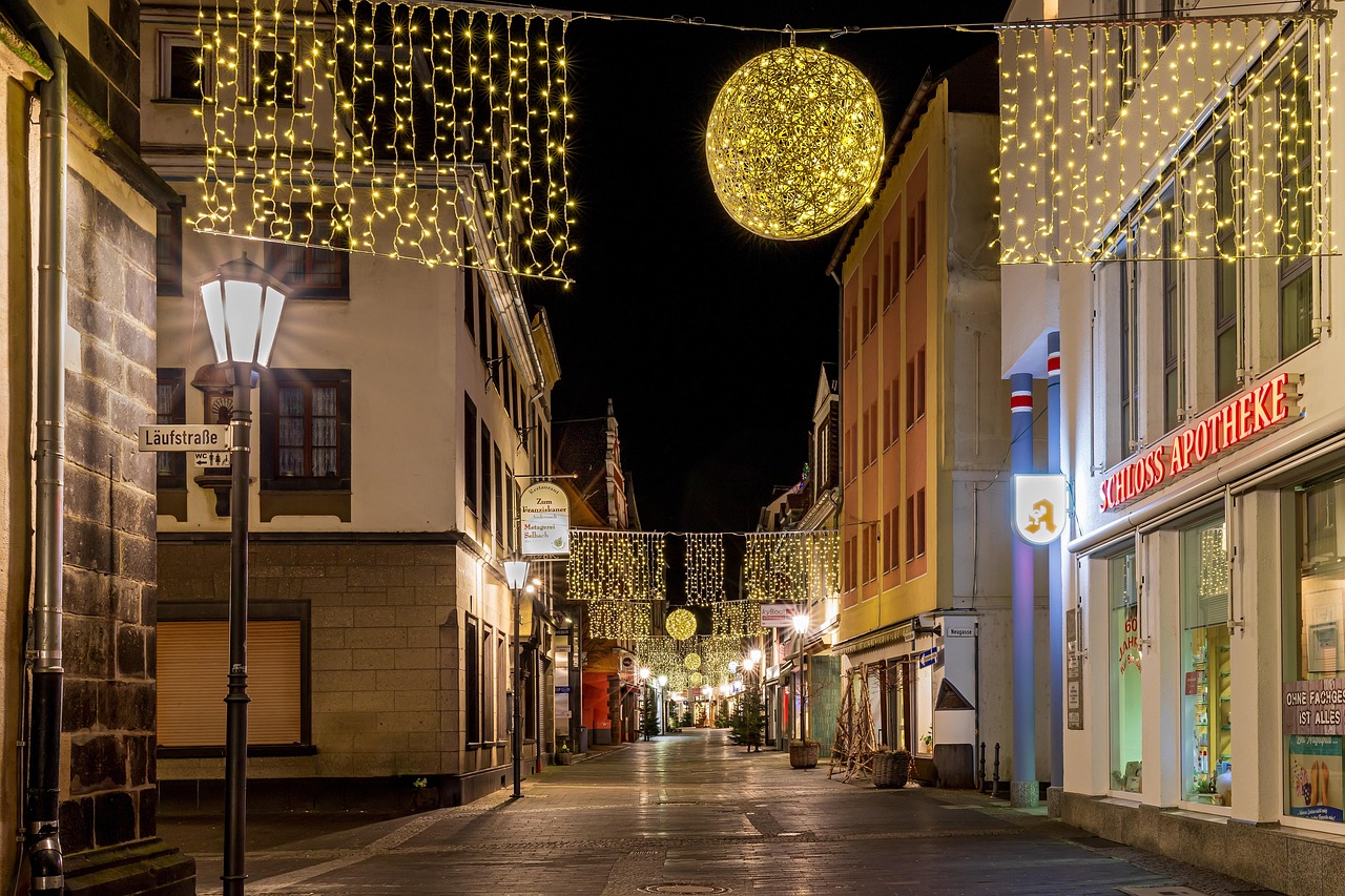Best Cities To Spend Christmas